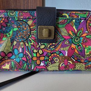 Sakroots Large Smartphone Wristlet Crossbody Rainbow Spirit Desert